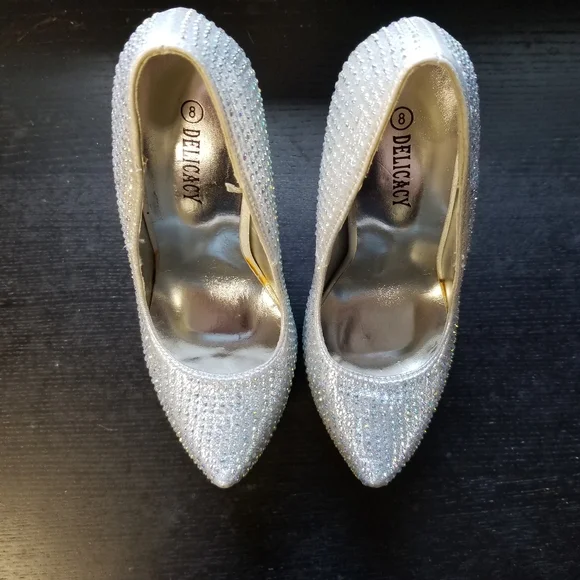 Delicacy High-25 Heels - Picture 6 of 9